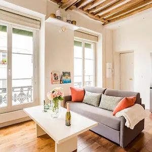 Sweety In Marais Apartment Paris